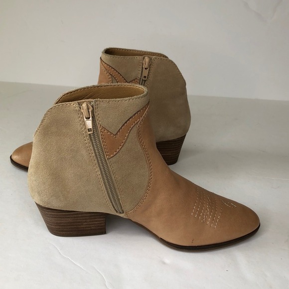 Lucky Brand Idellina Tan Beige Leather Suede Western Ankle Boots Women's 7.5 - Picture 15 of 16